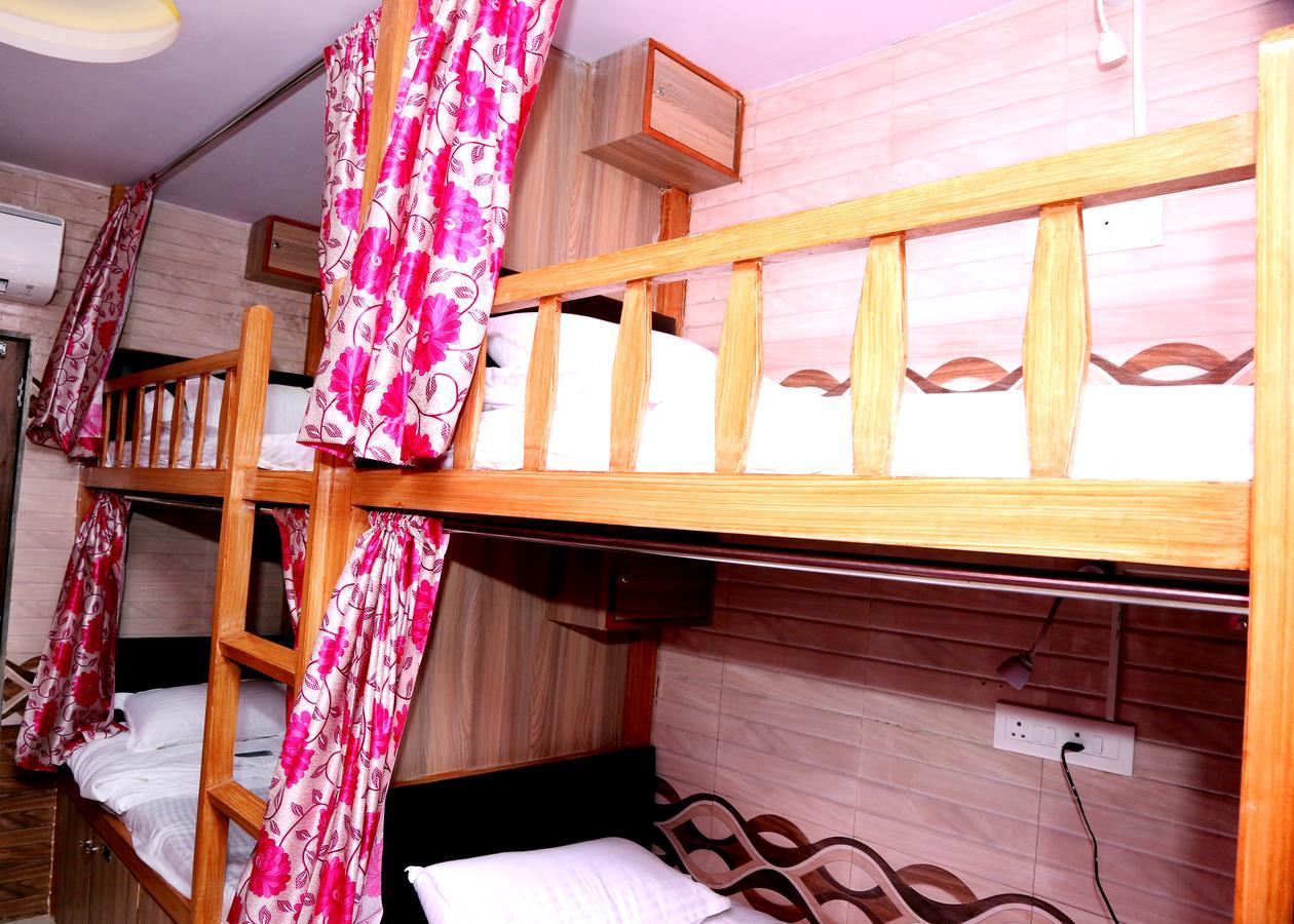 Delta Dormitory Bombay Eksteriør billede