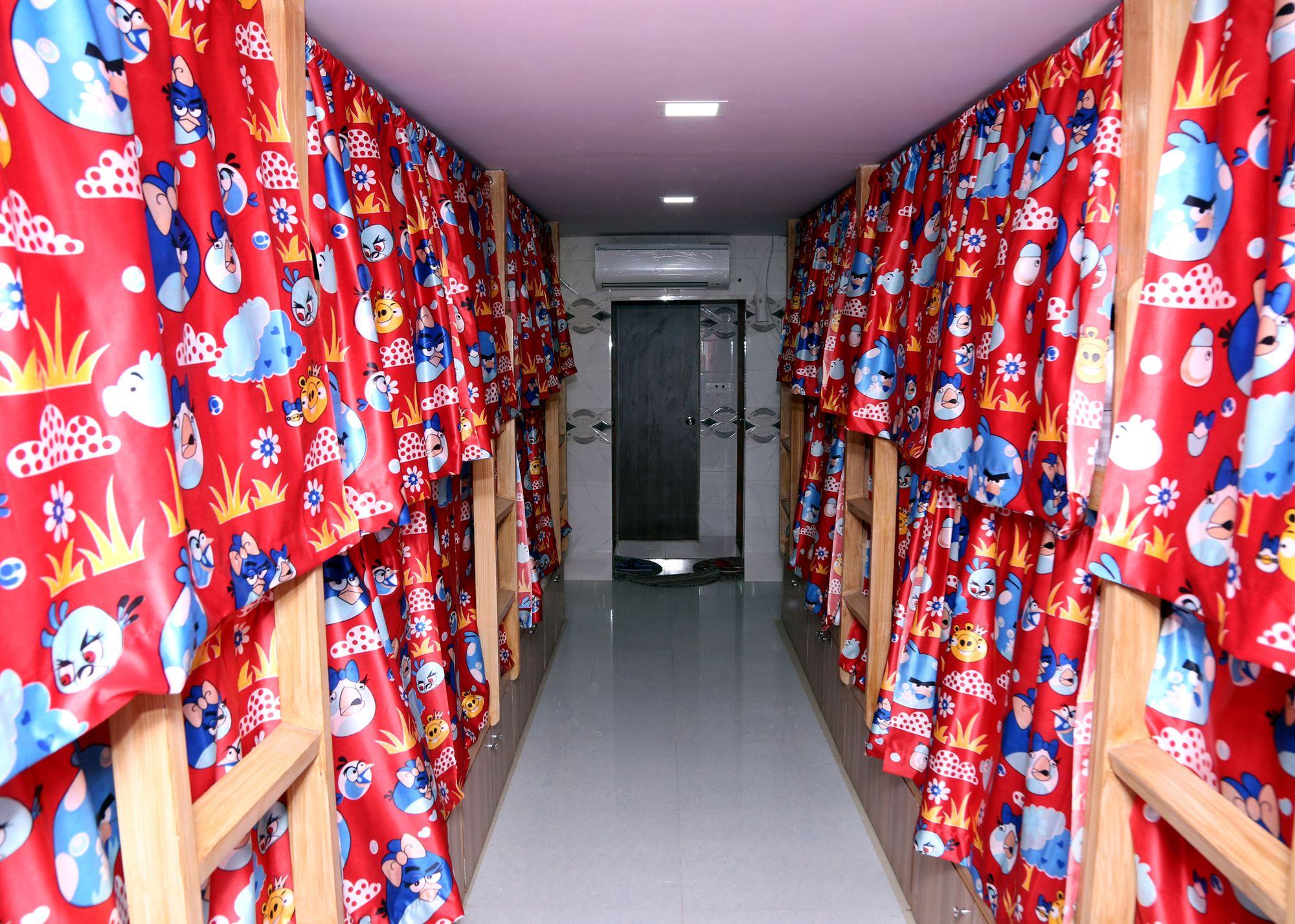 Delta Dormitory Bombay Eksteriør billede